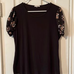 Maurices floral sleeve top